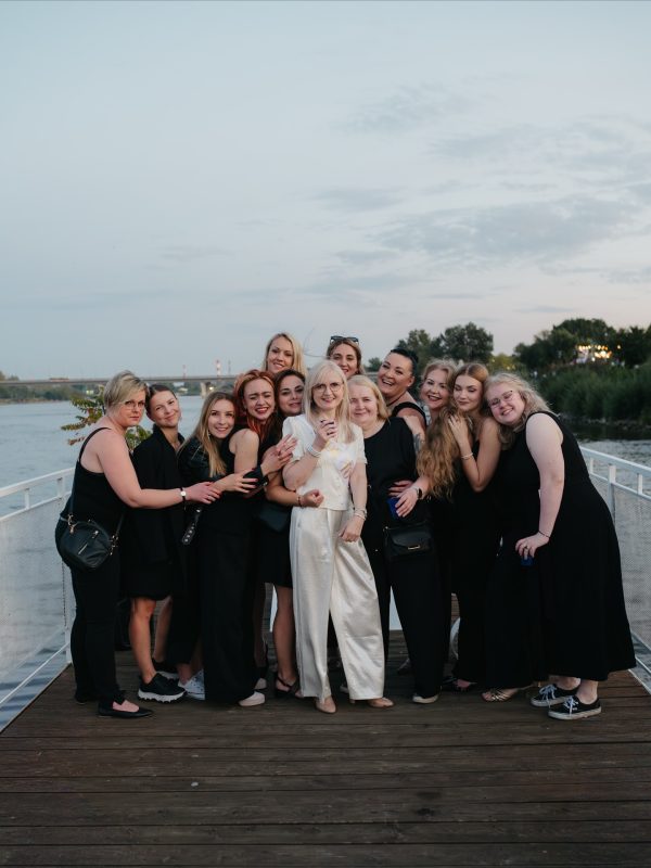 572977663_17914976526213211_693043638173243948_n